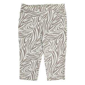 Chico's Cream Tan Zebra Print Pull On Capri Pant Pockets Stretch Vacation Safari